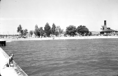 Whitby Harbour Beach, 1959