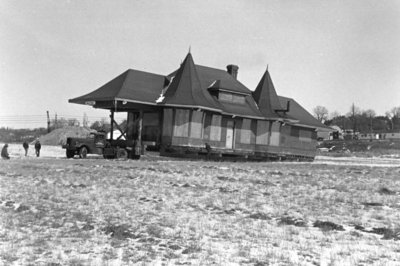 Moving Whitby Junction Station, 1970