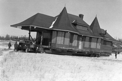 Moving Whitby Junction Station, 1970