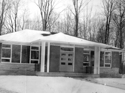 8 Vipond Road, December 1960