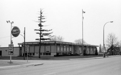 405 Dundas Street West, April 1976