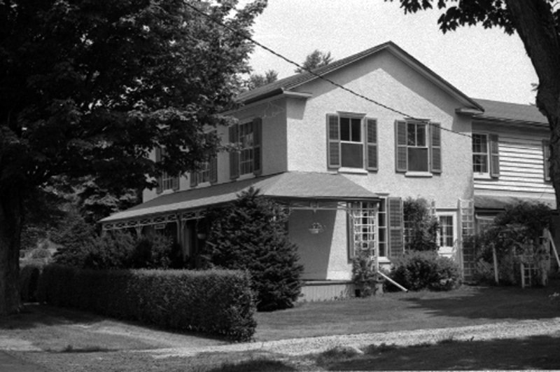1733 Dufferin Street, July 1975 Whitby Images