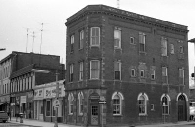 122 Brock Street North, April 1974