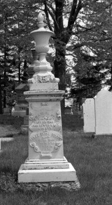 Peter Perry Family Gravestone