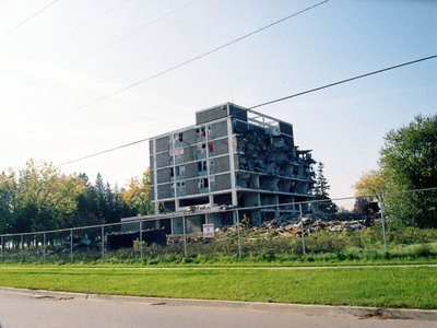 Whitby Mental Health Centre, April 2006