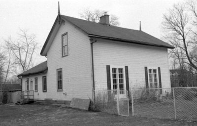 Residence of Dr. Henry Warren, October 2005