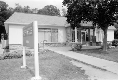 Canada Post Office Brooklin, June 2006