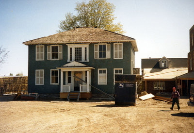 Relocation of the Jabez Lynde House, August 1986