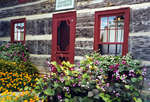 Log Cabin Emporium at Cullen Gardens