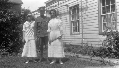 Unidentified Group of People, c.1915