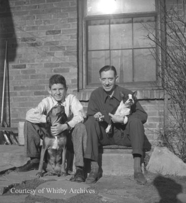 MacLeod Family and Dogs, April 1945