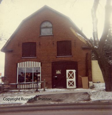 111 Dunlop Street West, 1978