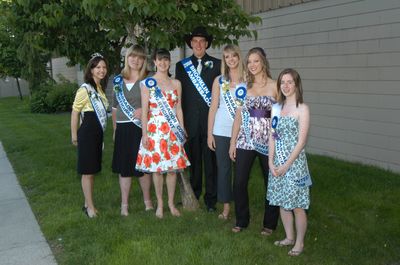 Brooklin Spring Fair Ambassador 2008 and Participants for 2009, June 4, 2009