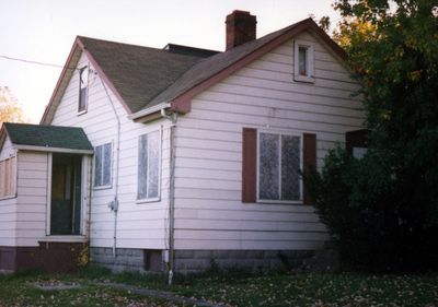 House at 951 Dundas Street and Craydon Road