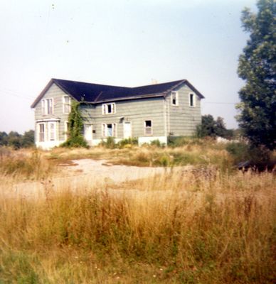 House on Base Line Rd between Pickering and Ajax