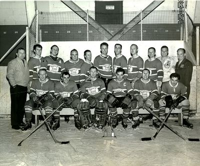 Duff's ESSO Service Hockey Team