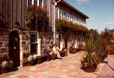 Cullen Gardens, 1982