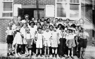 Whitby Salvation Army Sunday School, 1945