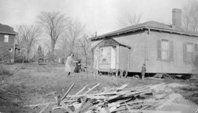 Rowley house ready to be moved from 1300 Brock St. S. to 1000 Byron St. S., 1938