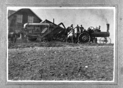 Threshing at Spencer Farm