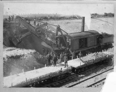 Construction of Canadian Northern Railway