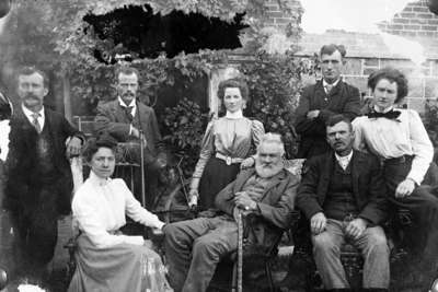 Family of Charles Lynde, c.1900