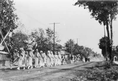 Rebekah Lodge at Opening of Pavement Parade, 1921