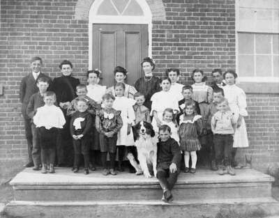 Sinclair School Class, 1907