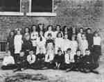 Almonds Town Line School Class, 1930s