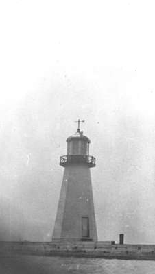 Lighthouse at Whitby Harbour, c.1920