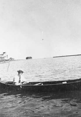 Harry Pellow at Whitby Harbour, 1921