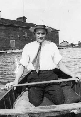 Harry Pellow at Whitby Harbour, 1921