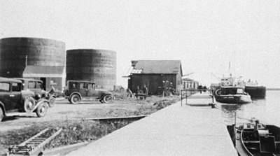 Argo Petroleum Tanks, c.1938