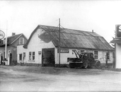 Percy Maynard's Garage, 1954