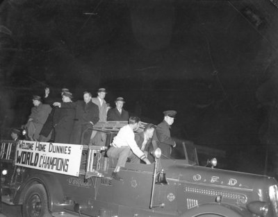 Whitby Dunlops Homecoming Reception, 1958