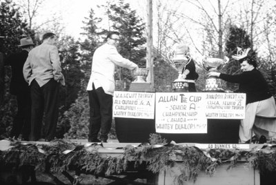 Whitby Dunlops Victory parade, 1957