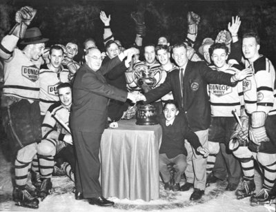 Whitby Dunlops with Allan Cup, 1957