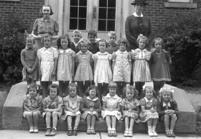 King Street School Class (R. A. Sennett Public School), 1939