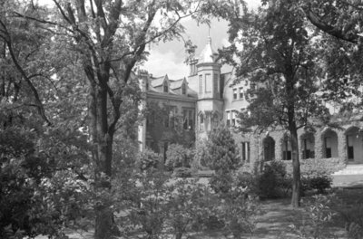 Ontario Ladies' College, 1938