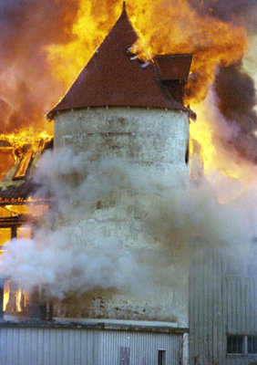 Whitby Psychiatric Hospital Barn Fire, 1976