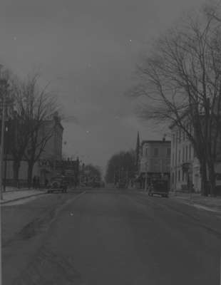 Dundas Street looking west from Green Street