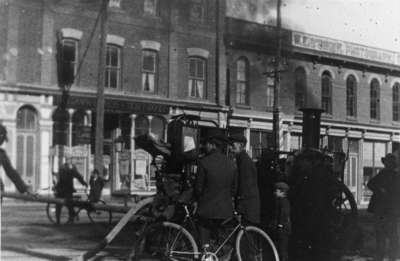 Merryweather Steam Fire Engine on Brock Street North