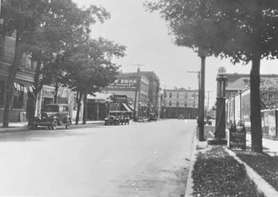 Brock Street looking south from Mary Street, August 1933