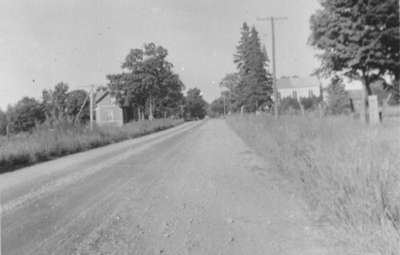 Ashburn Road looking east