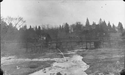 Bridge over Lynde Creek