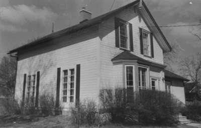 Residence of Dr. Henry Warren (side view), 2006