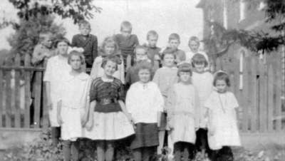 Class Photo, Brooklin Public School, c.1920