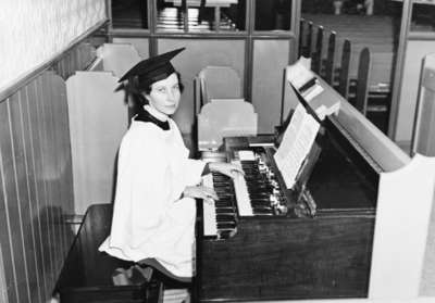 Mrs. Harry Lade and Her Organ - St. Thomas' Anglican Church