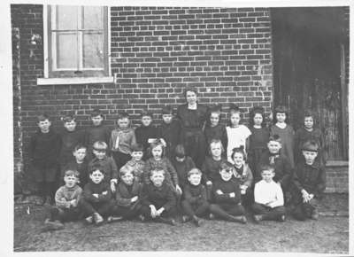 Class Photo, Room 1, Brooklin Public School, 1921-1922