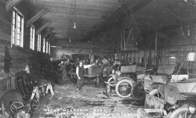 Motor Mechanics Shop, Military Convalescent Hospital, 1918